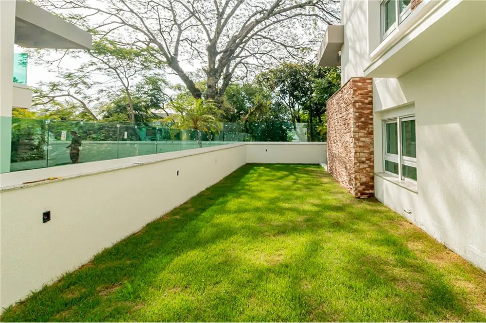 Apartamento para venda no bairro Menino Deus em Porto Alegre