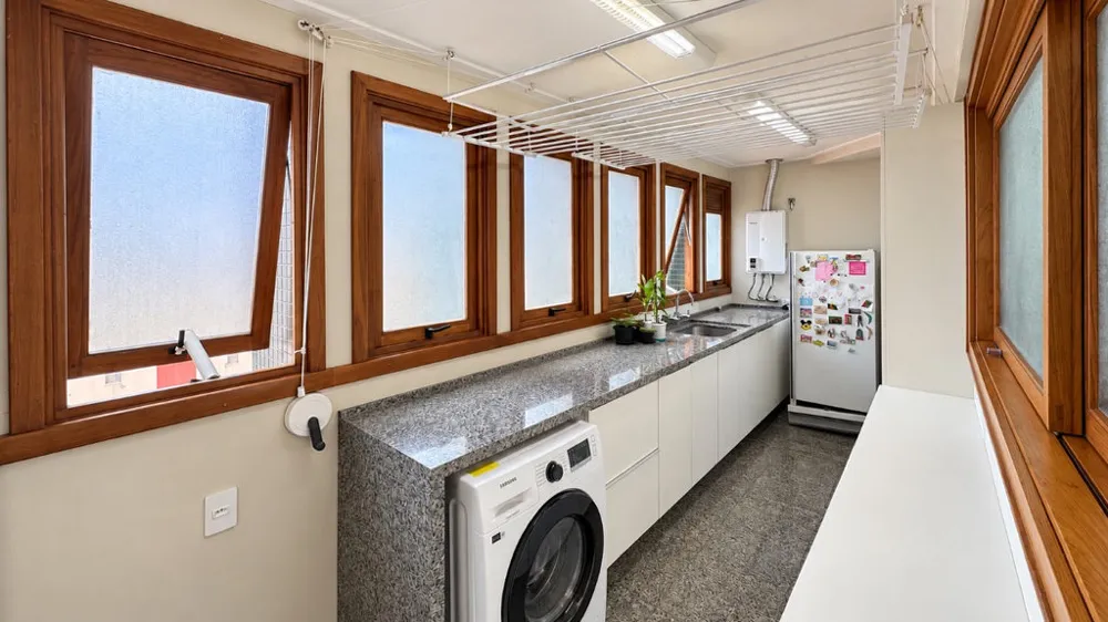 Apartamento para venda no bairro Bela Vista em Porto Alegre