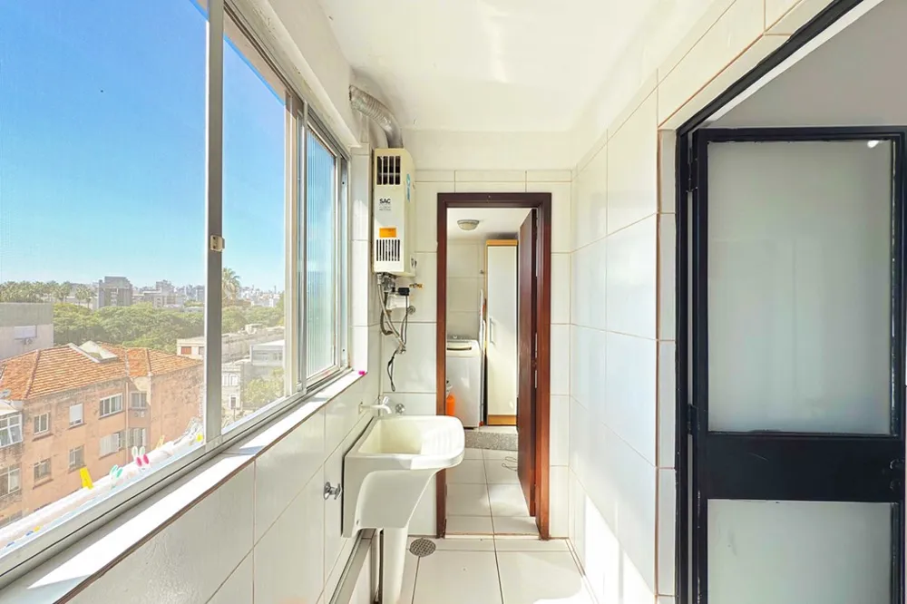 Apartamento para venda no bairro Menino Deus em Porto Alegre
