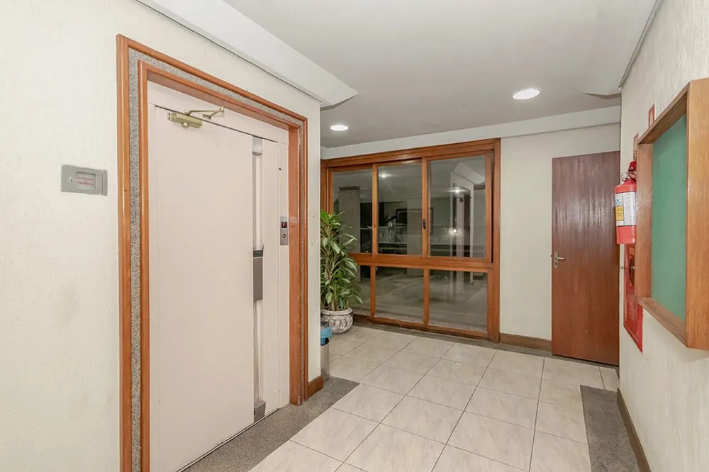 Cobertura Duplex para venda no bairro Nonoai em Porto Alegre