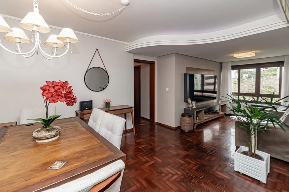 Apartamento para venda no bairro Vila Ipiranga em Porto Alegre