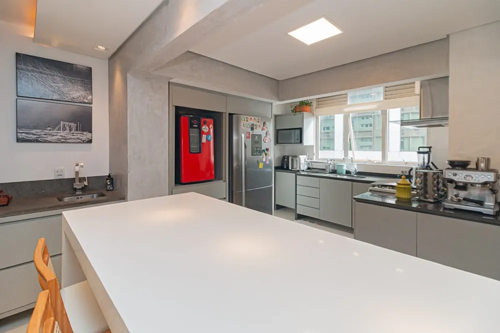 Apartamento para venda no bairro Moinhos de Vento em Porto Alegre