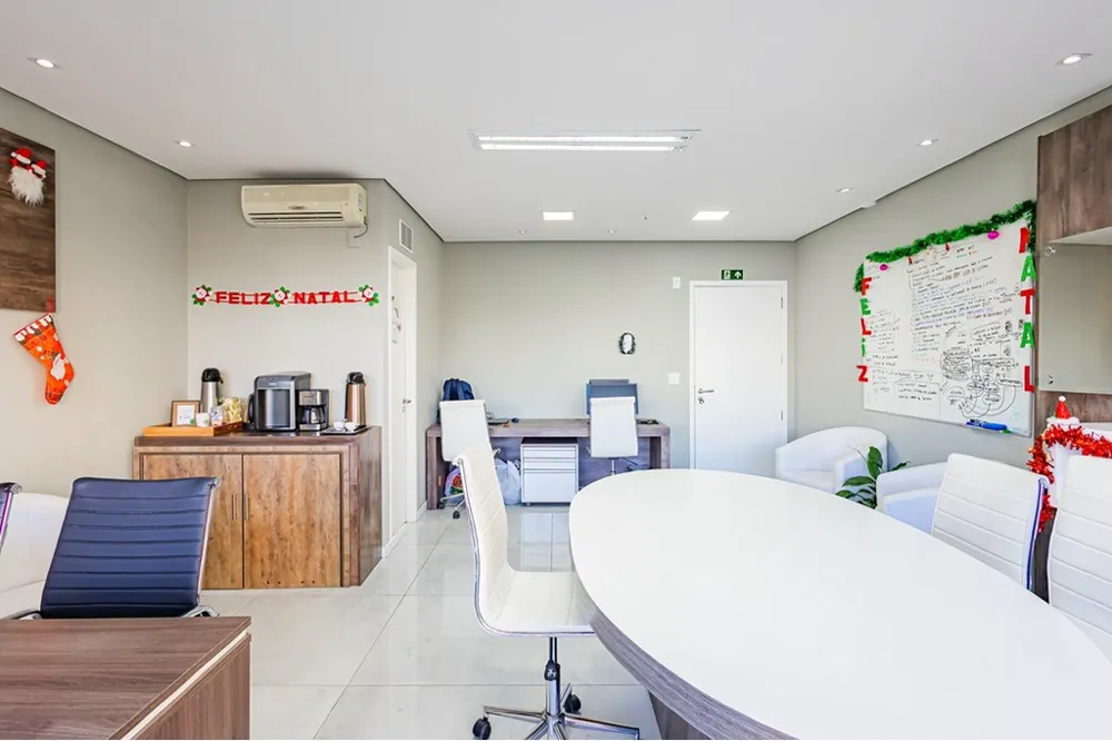 Sala para venda no bairro Petrópolis em Porto Alegre
