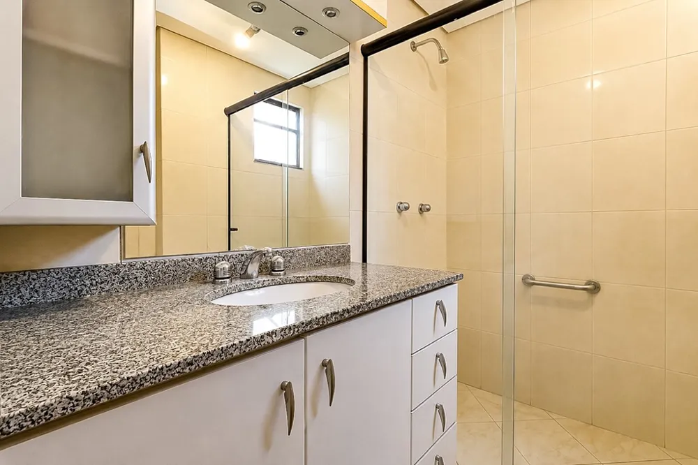 Apartamento para venda no bairro Petrópolis em Porto Alegre