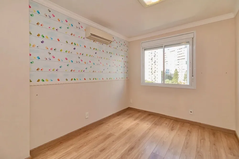 Apartamento para venda no bairro Passo da Areia em Porto Alegre
