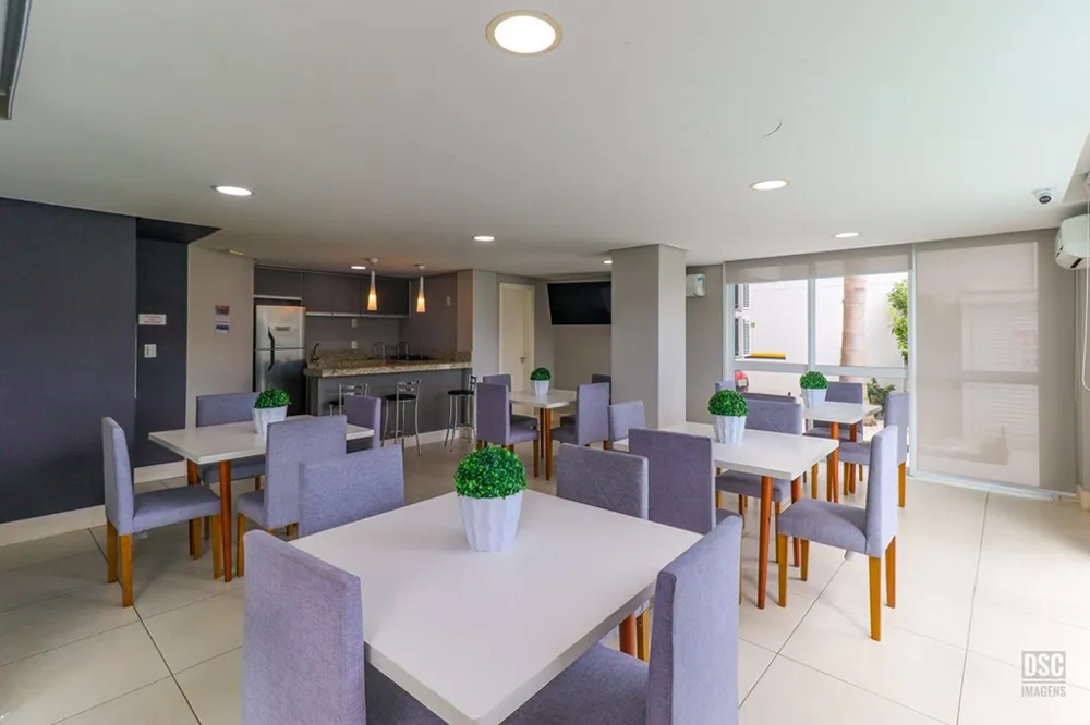 Apartamento para venda no bairro Medianeira em Porto Alegre
