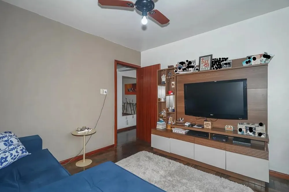 Apartamento para venda no bairro Passo da Areia em Porto Alegre
