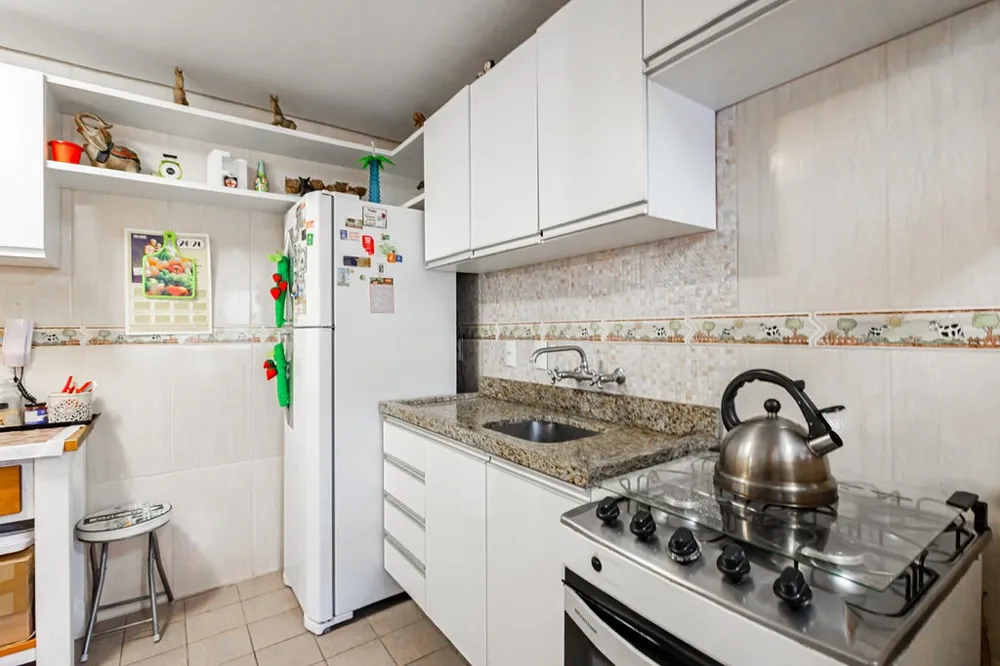 Apartamento para venda no bairro Santo Antônio em Porto Alegre