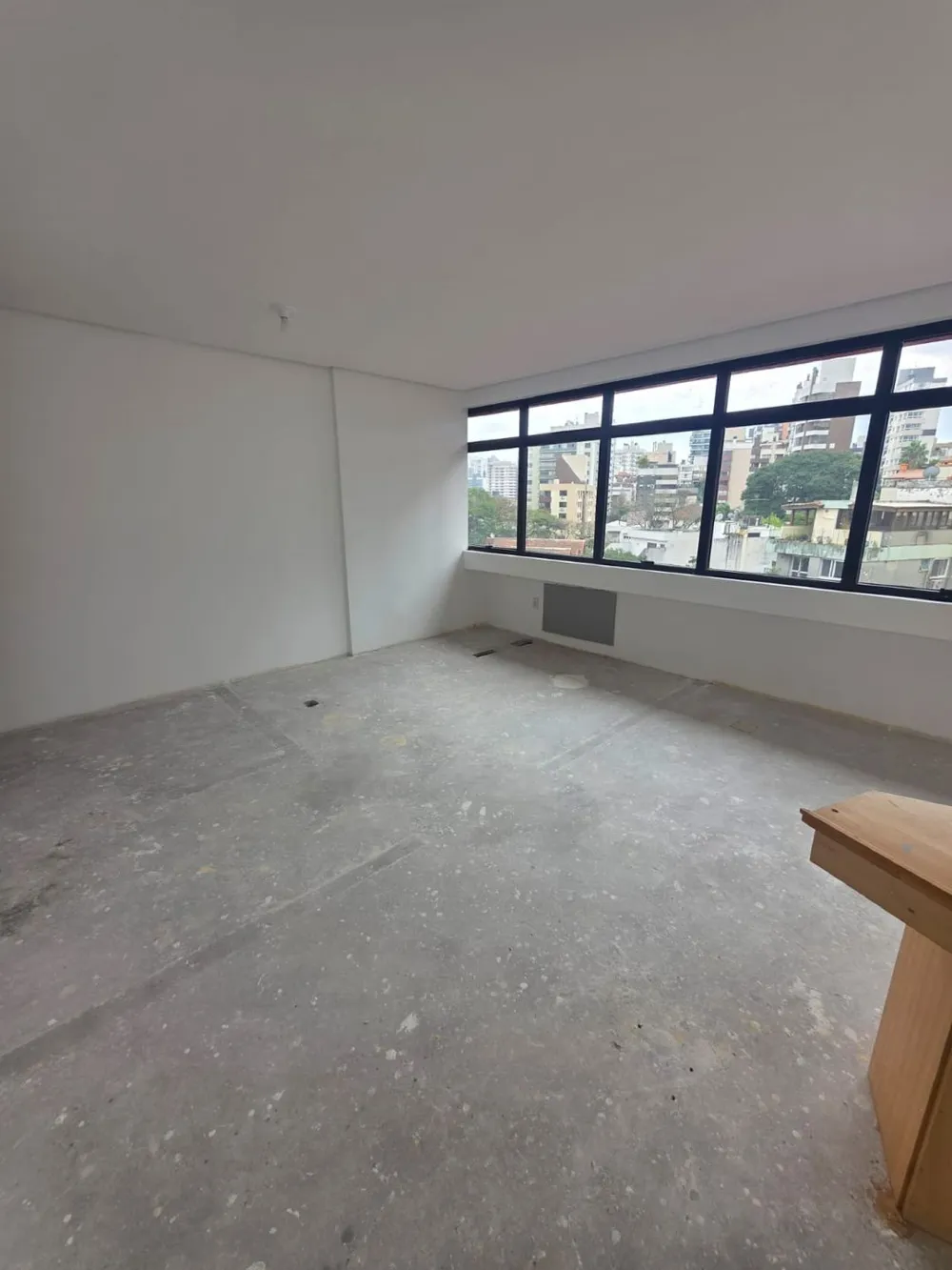 Sala comercial para venda no bairro Petrópolis em Porto Alegre