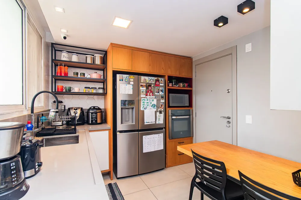 Apartamento para venda no bairro Central Parque em Porto Alegre