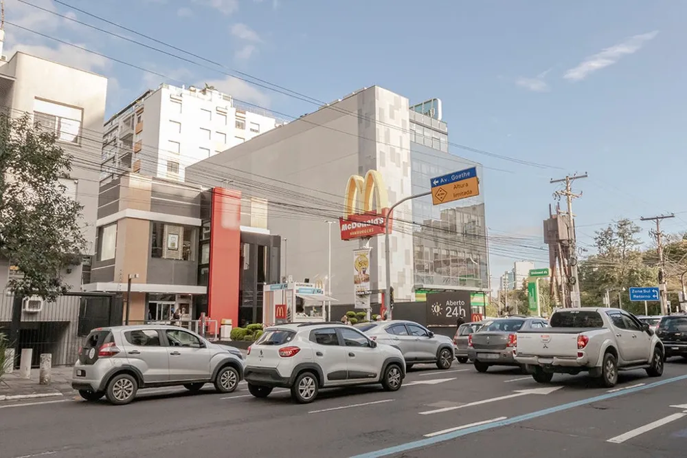 Sala para venda no bairro Moinhos de Vento em Porto Alegre