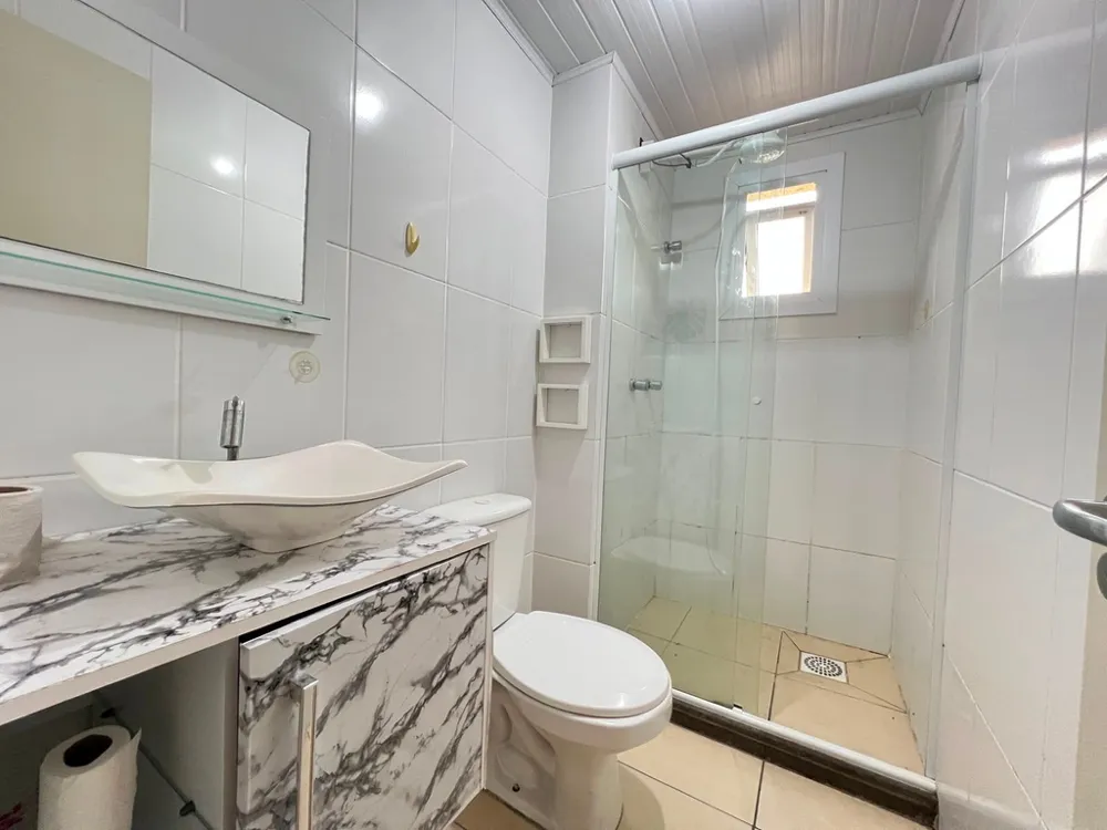 Casa para venda no bairro Restinga em Porto Alegre