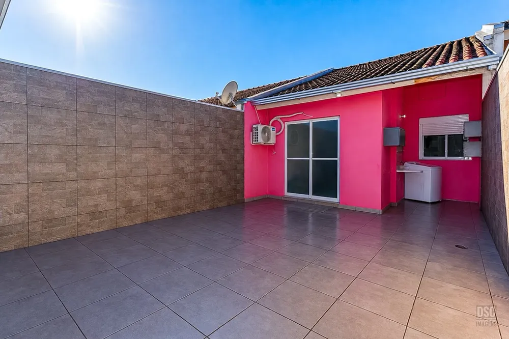 Casa para venda no bairro Restinga em Porto Alegre