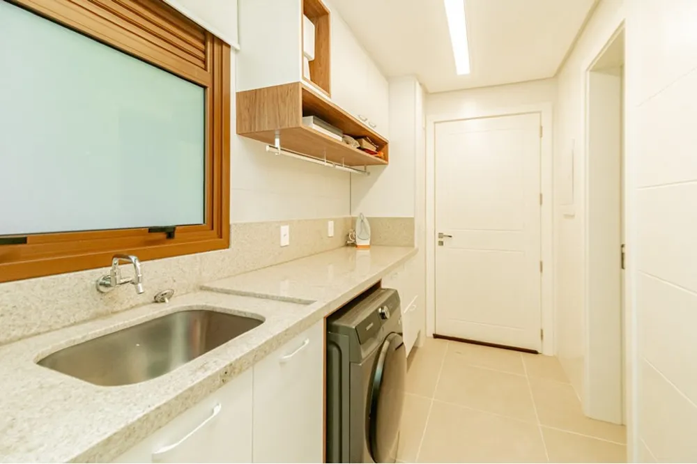 Apartamento para venda no bairro Menino Deus em Porto Alegre