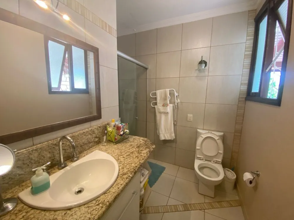 Casa para venda no bairro Jardim do Salso em Porto Alegre