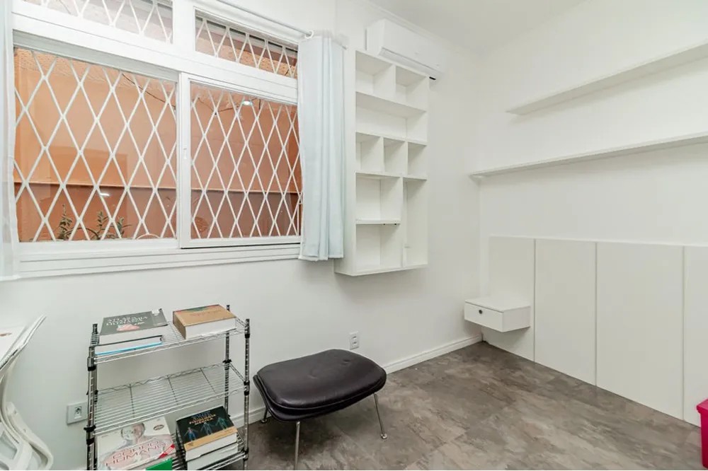 Apartamento para venda no bairro Centro Histórico em Porto Alegre