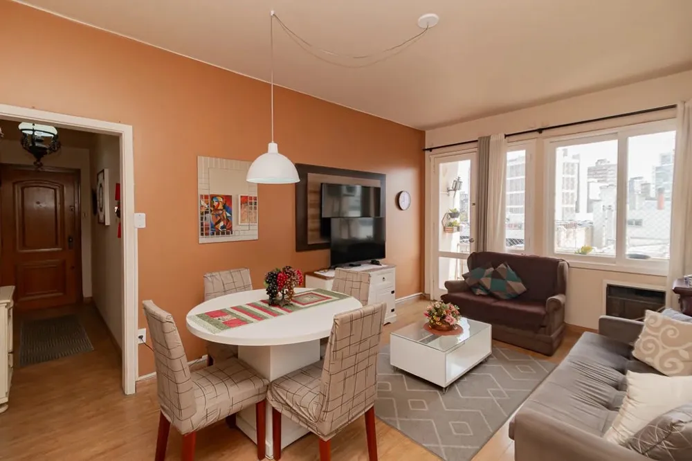 Apartamento para venda no bairro Centro Histórico em Porto Alegre