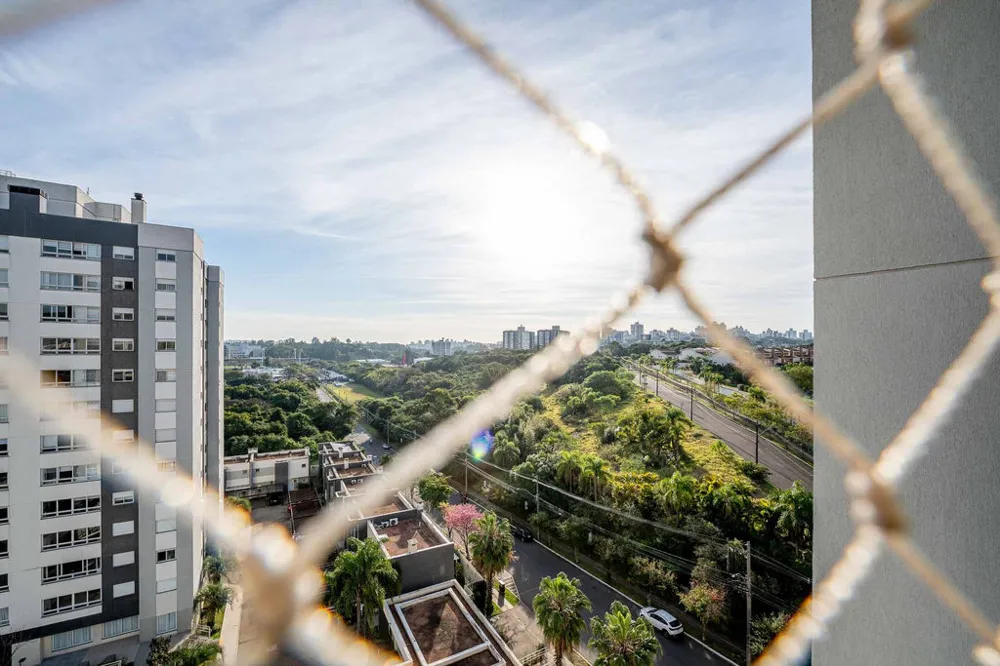 Apartamento para venda no bairro Central Parque em Porto Alegre