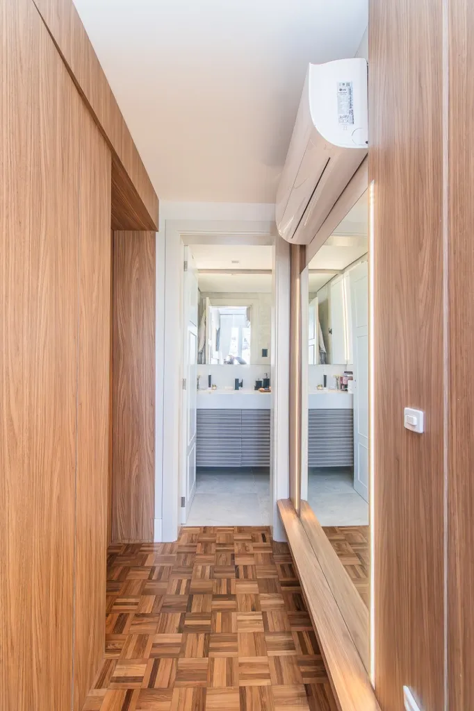 Apartamento para venda no bairro Moinhos de Vento em Porto Alegre