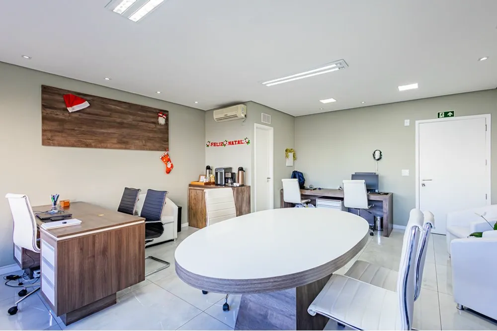 Sala para venda no bairro Petrópolis em Porto Alegre