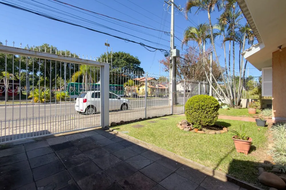 Casa para venda no bairro Jardim Planalto em Porto Alegre