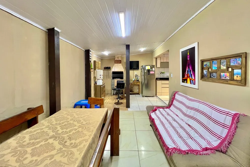 Casa para venda no bairro Estância Velha em Canoas