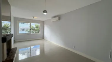 Apartamento para venda no bairro Santa Cecília em Porto Alegre