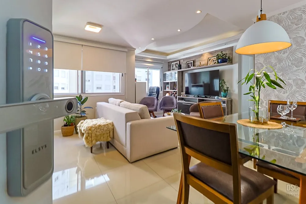 Apartamento para venda no bairro Vila Ipiranga em Porto Alegre