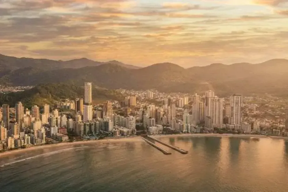 Apartamento para venda no bairro Centro em Itapema