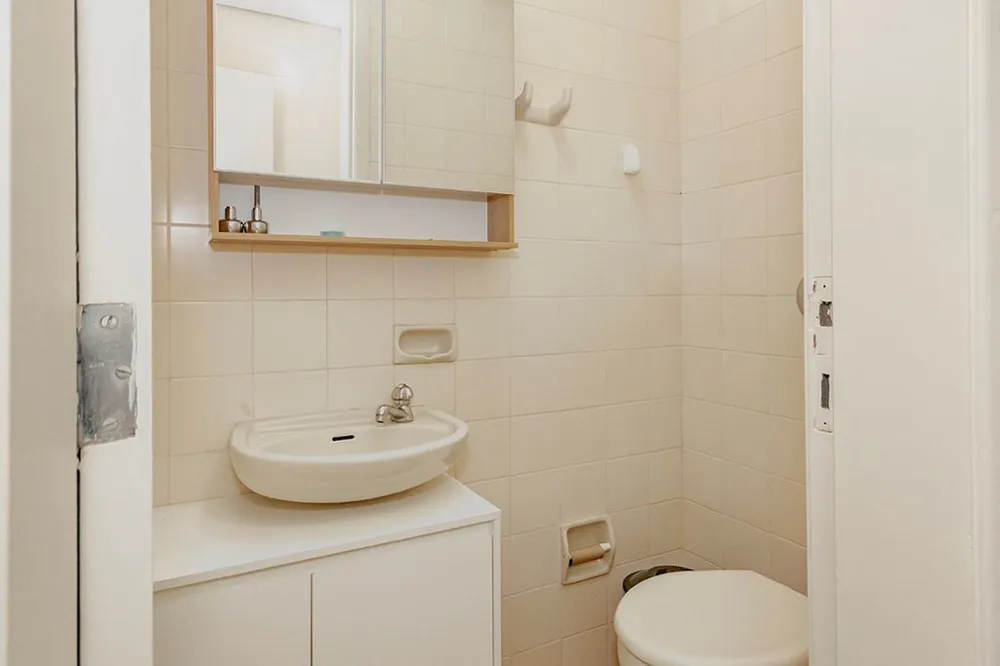 Sala para venda no bairro Moinhos de Vento em Porto Alegre