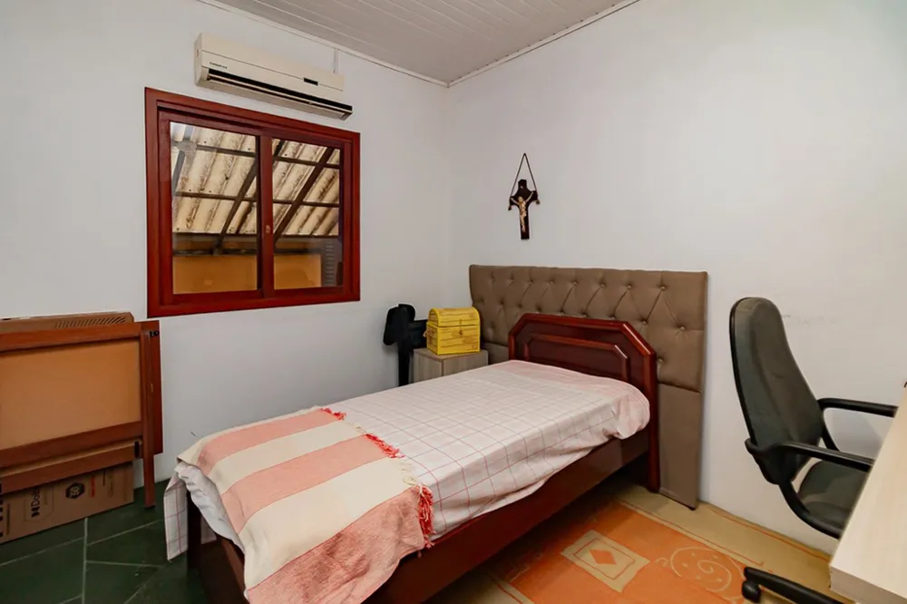 Casa para venda no bairro Vila Ipiranga em Porto Alegre
