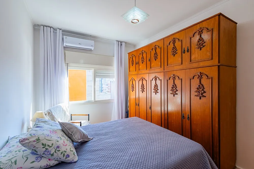 Apartamento para venda no bairro Centro Histórico em Porto Alegre