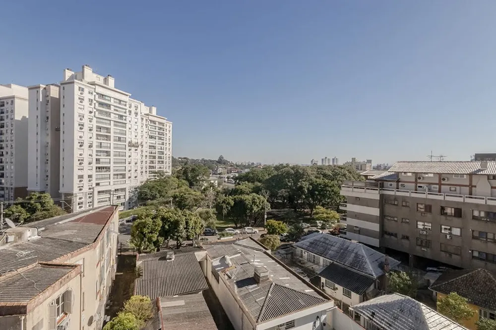 Apartamento para venda no bairro Passo da Areia em Porto Alegre