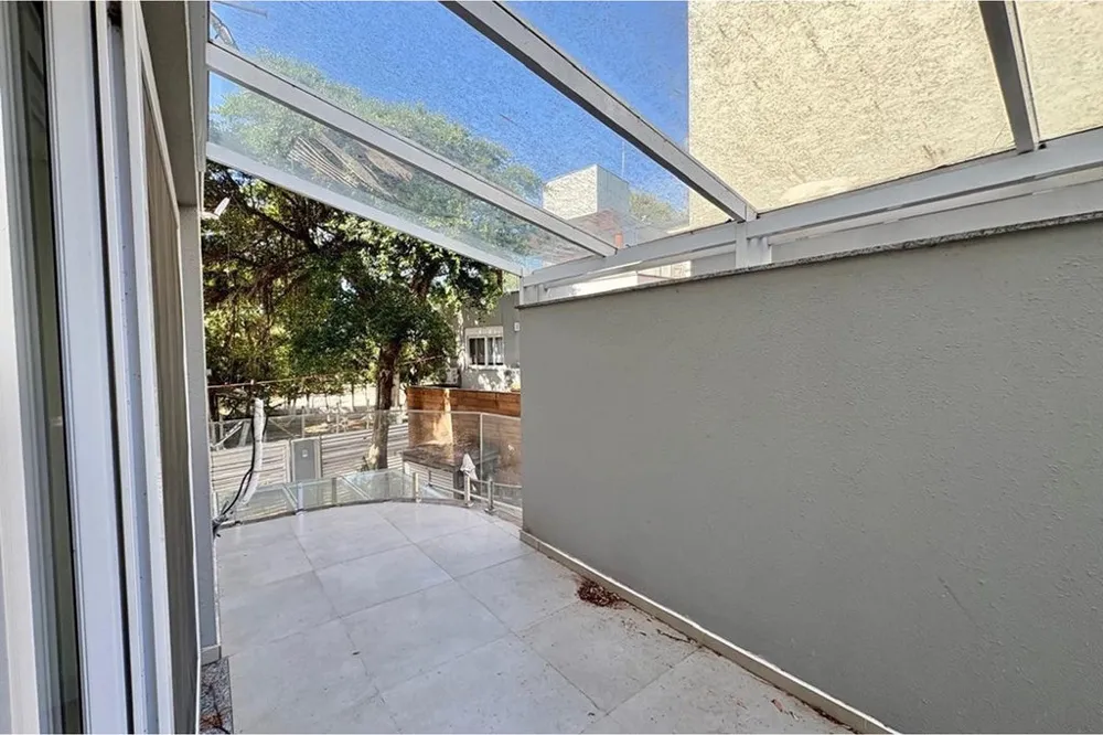 Casa para venda no bairro Tristeza em Porto Alegre