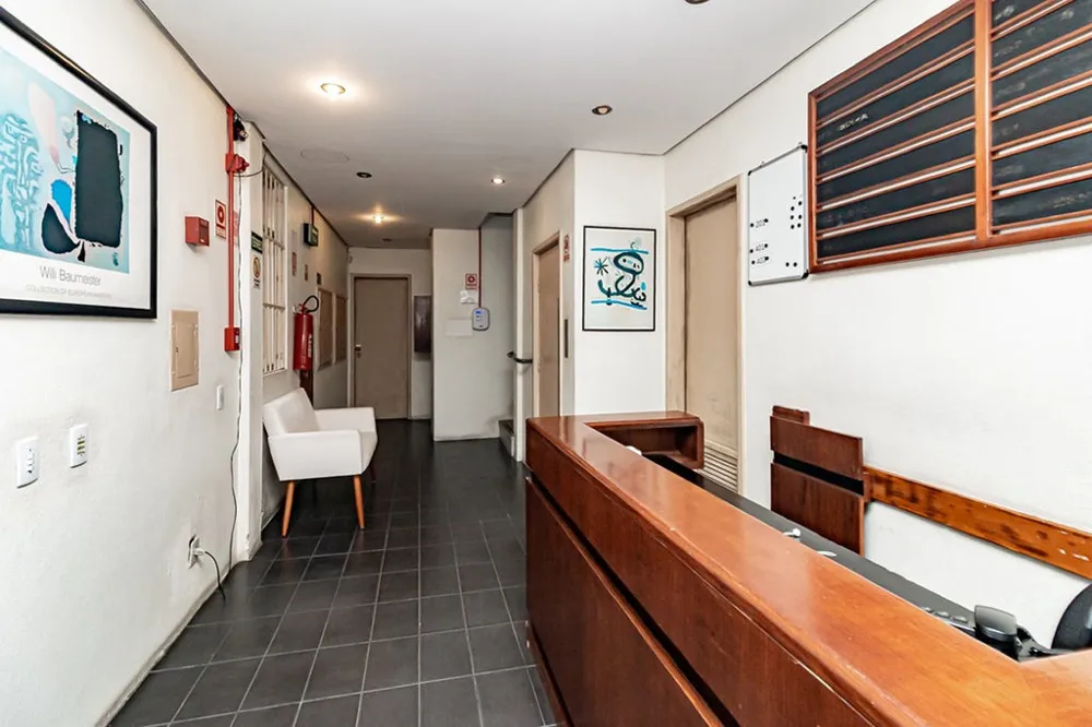 Sala para venda no bairro Auxiliadora em Porto Alegre