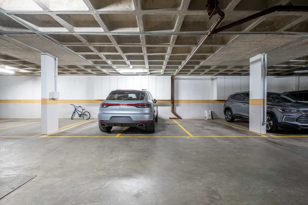 Apartamento para venda no bairro Central Parque em Porto Alegre