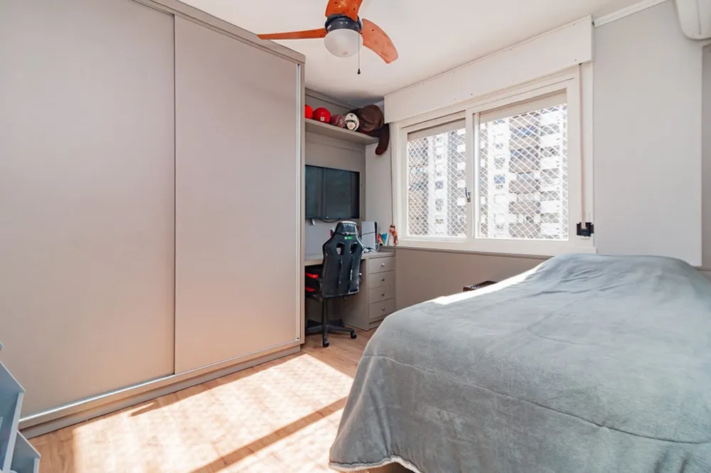 Apartamento para venda no bairro Menino Deus em Porto Alegre