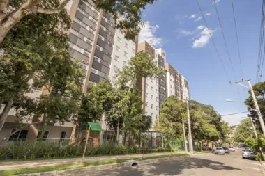 Apartamento para venda no bairro Santo Antônio em Porto Alegre
