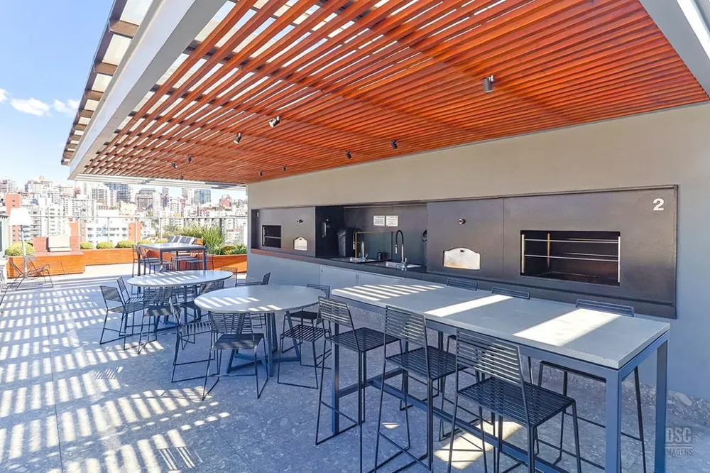 Apartamento para venda no bairro Moinhos de Vento em Porto Alegre
