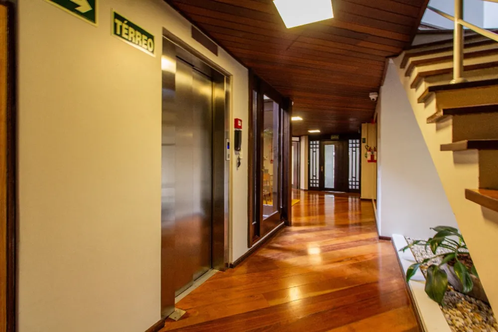 Apartamento para venda no bairro Santana em Porto Alegre