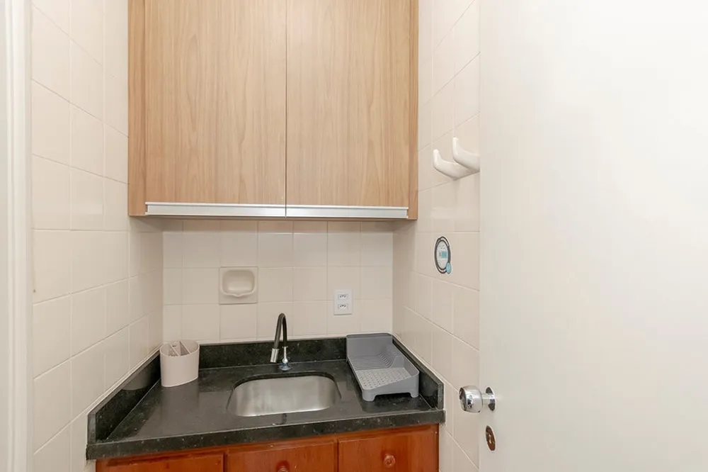 Sala para venda no bairro Moinhos de Vento em Porto Alegre