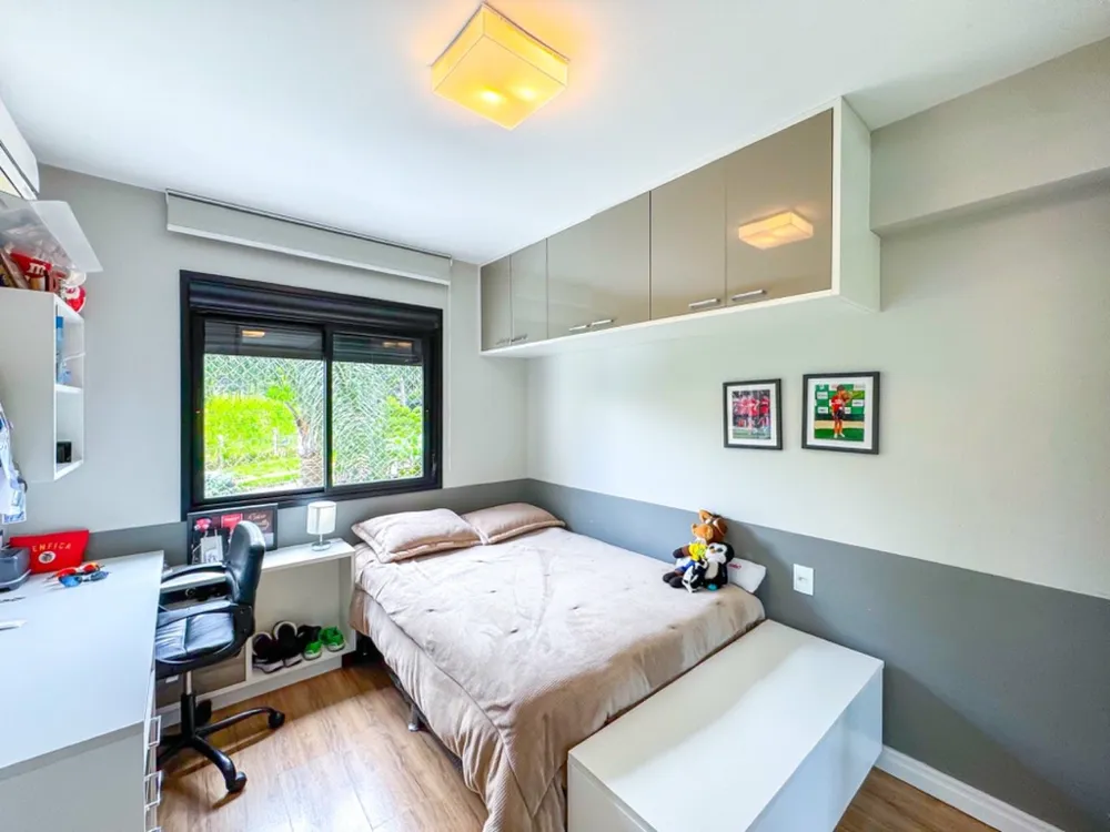 Apartamento para venda no bairro Chácara das Pedras em Porto Alegre