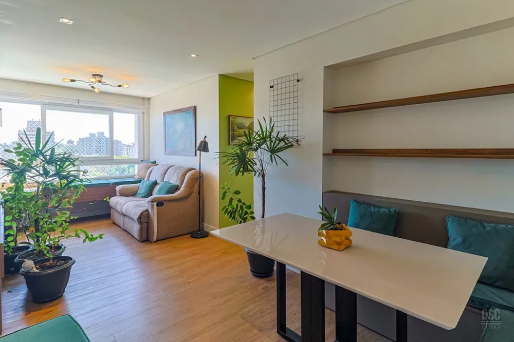 Apartamento para venda no bairro São Sebastião em Porto Alegre