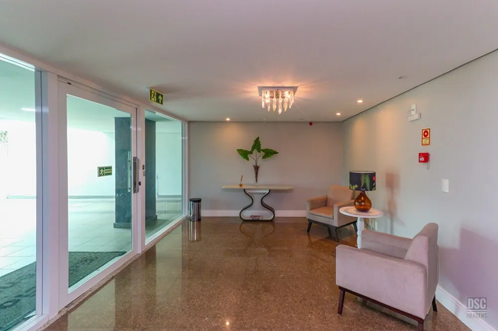 Apartamento para venda no bairro Medianeira em Porto Alegre