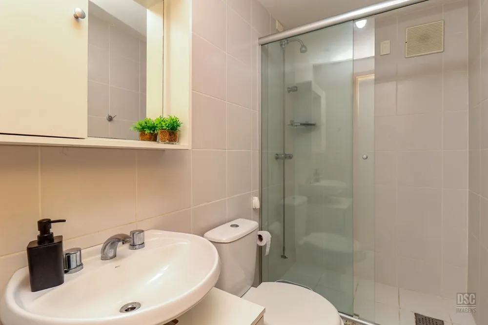 Apartamento para venda no bairro Passo da Areia em Porto Alegre