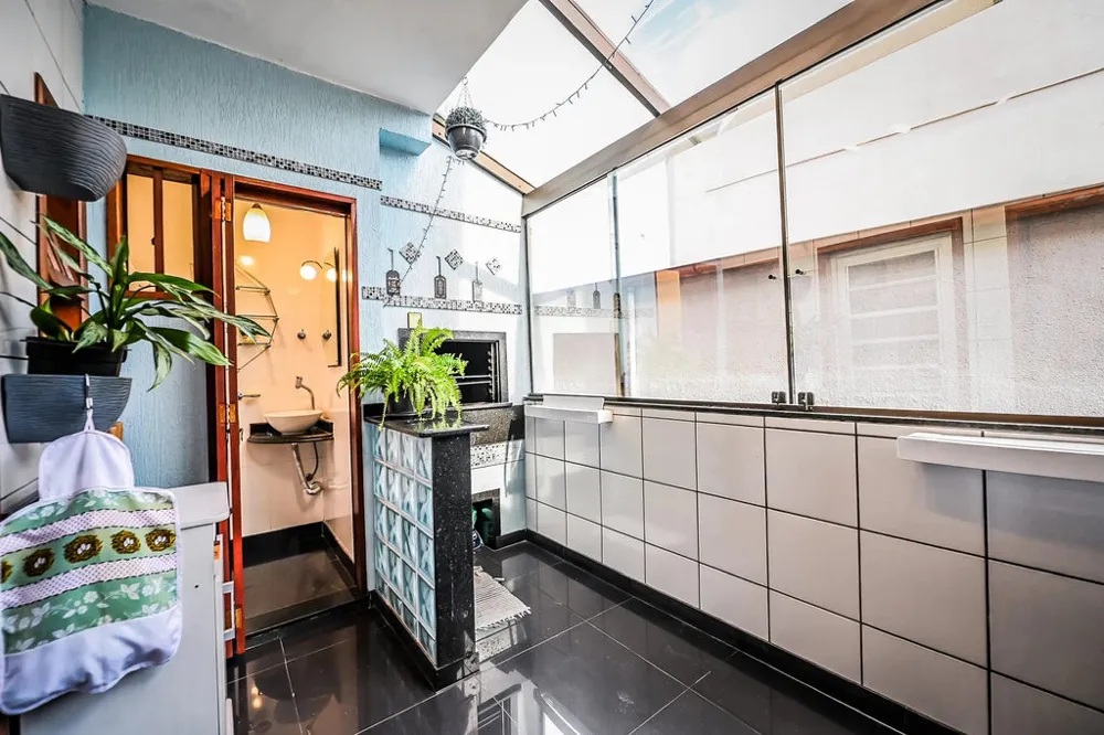 Apartamento para venda no bairro Teresópolis em Porto Alegre